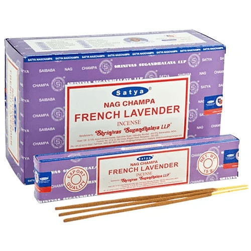 Satya Nag Champa French Lavender wierookstokjes in paarse verpakking voor rust en ontspanning