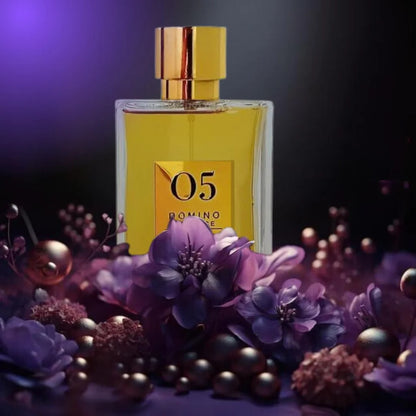 05 Domino Essence - Eau de Parfum